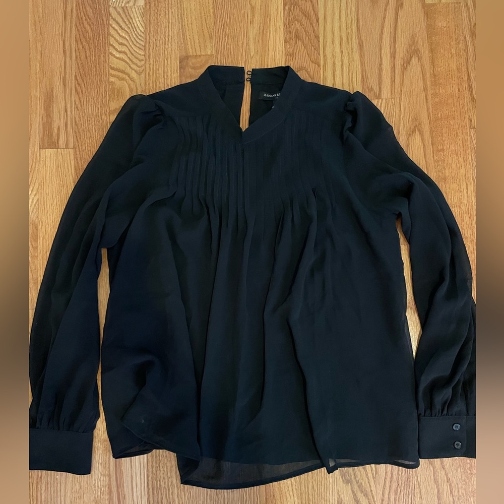 Banana Republic Sheer Blouson Sleeve Button Neck Blouse Size Small NWT